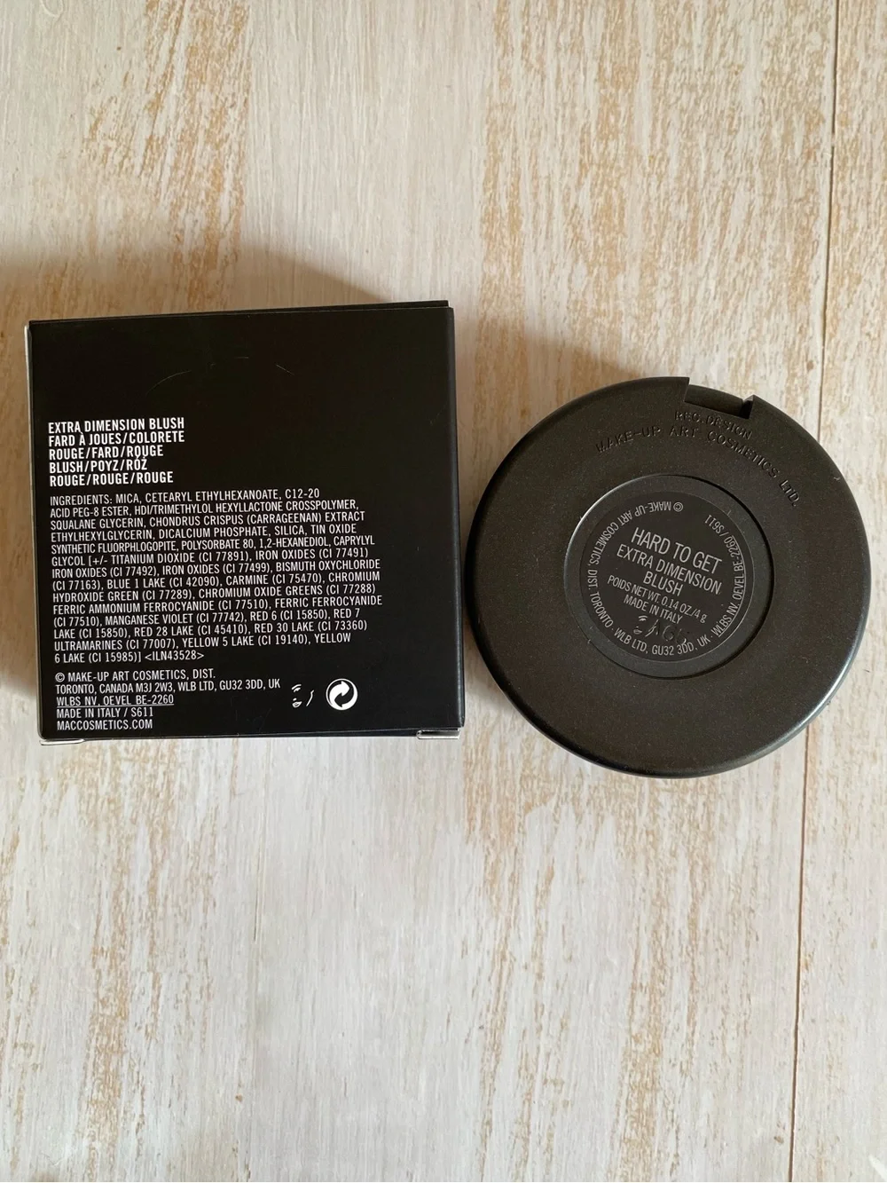 MAC Cosmetics rich shimmering